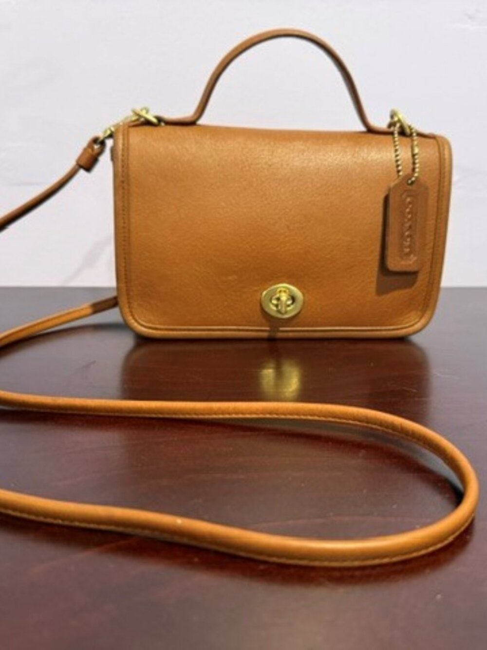 Rare British Tan Vintage Coach Leather Casino Crossbody Bag 9924 w/ COA